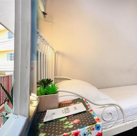 Hua Hin Lub Sabai Hostel Phòng bức ảnh